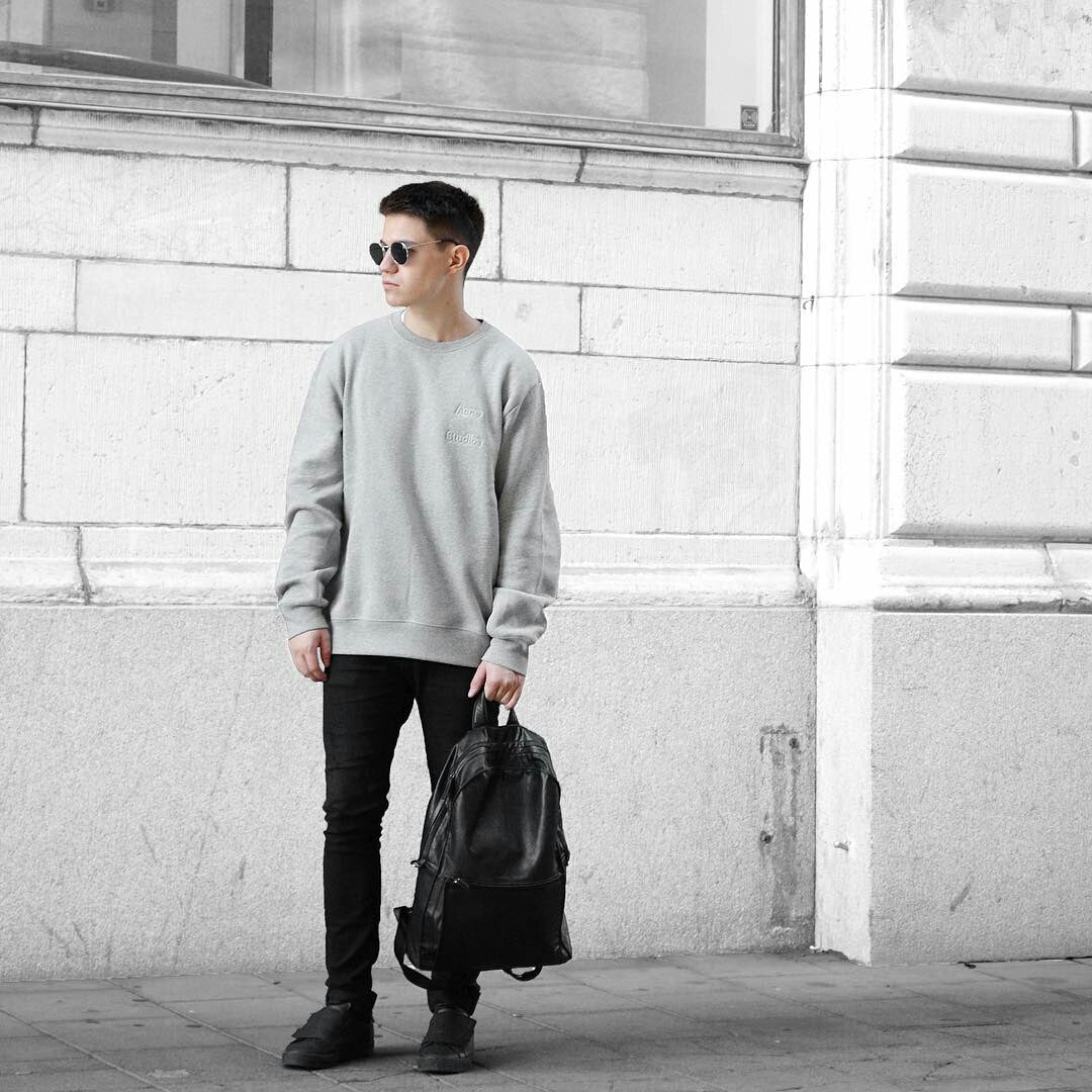 Awesome Minimalist Looks For Men - LIFESTYLE BY PS Minimalist fashion for guys
